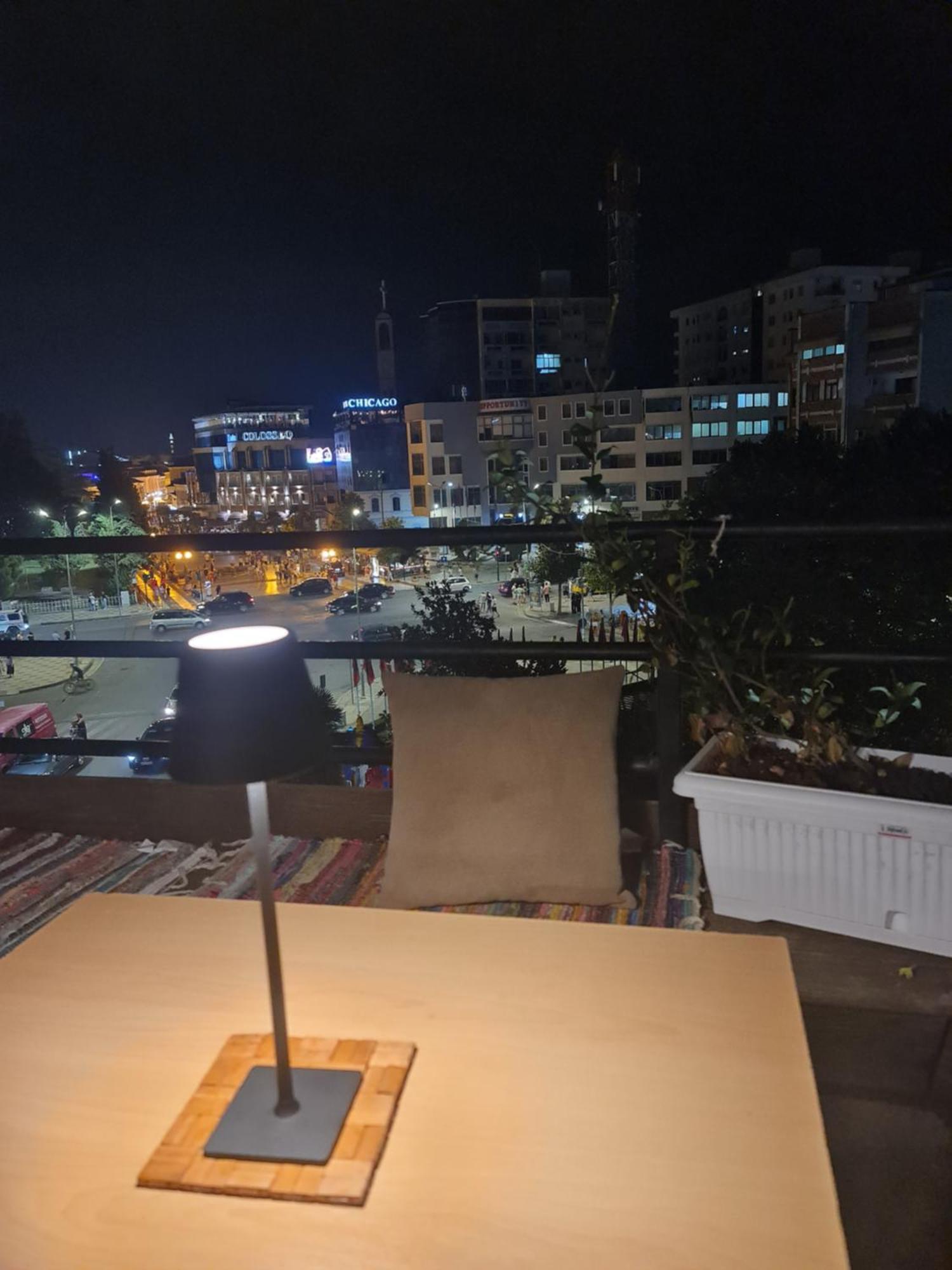 The Rooftop Hostel Shkodër Dış mekan fotoğraf